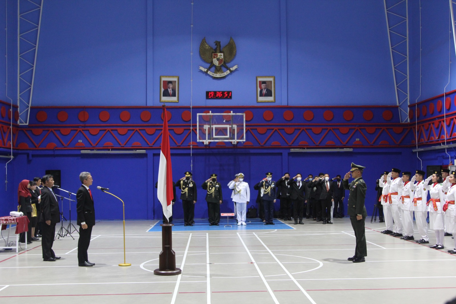 HUT RI ke-77