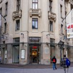 H&M