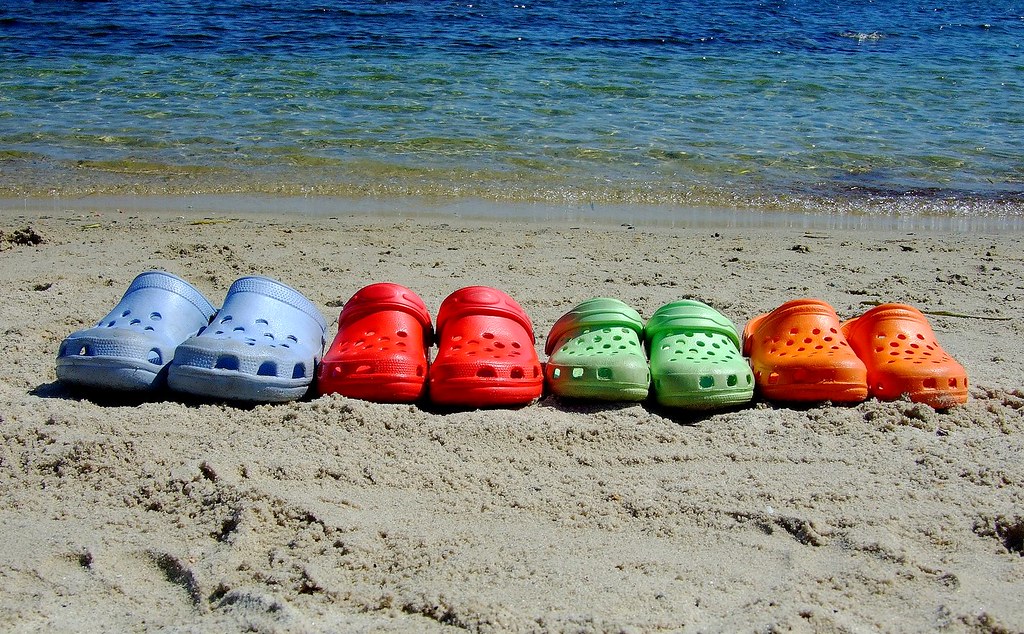 crocs