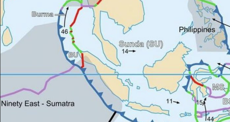 "Peta nasional Indonesia yang menunjukkan garis zona Sunda Megathrust dari Sumatra hingga selatan Jawa dan Bali-Nusa Tenggara."