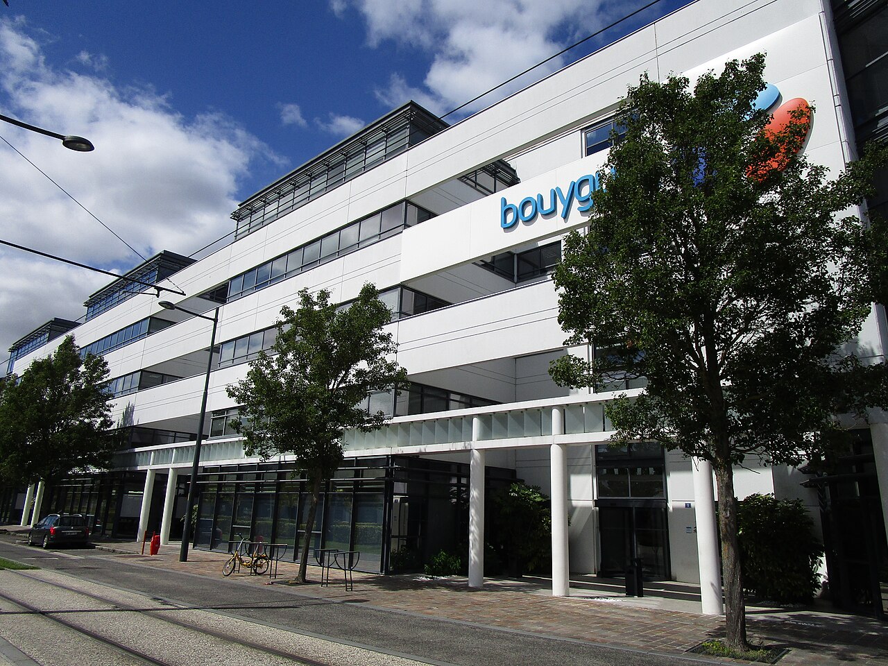 Bouygues