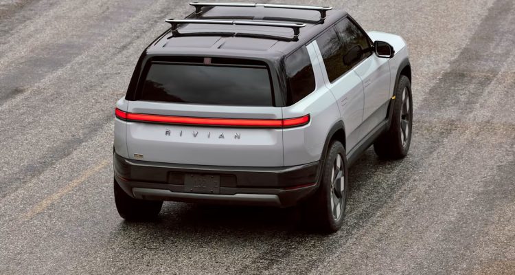 Uber Rivian Robotaxi