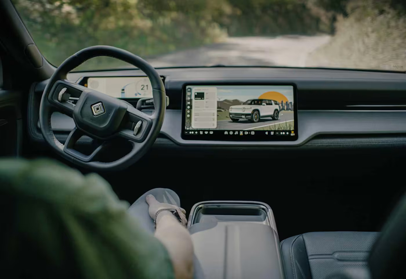 Uber Rivian Robotaxi