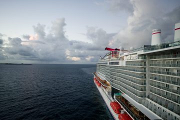 Carnival Corporation & plc