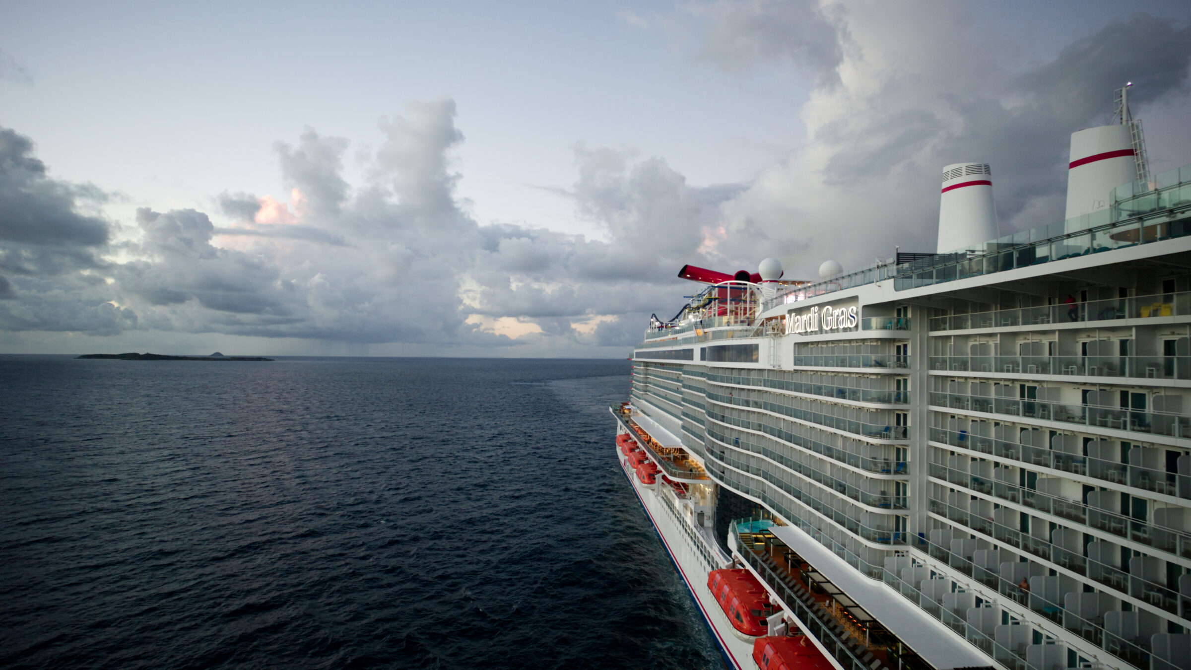 Carnival Corporation & plc