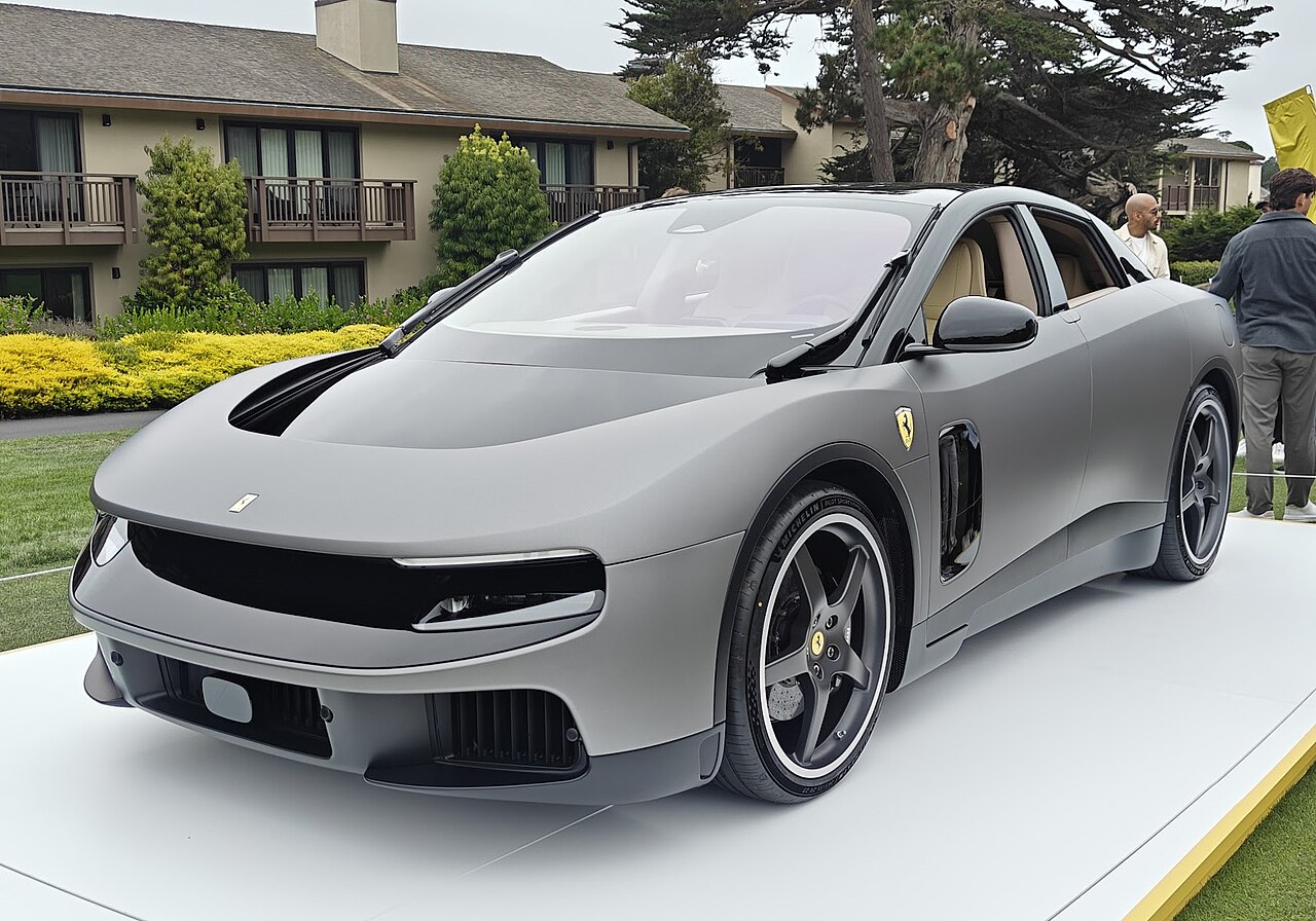 Ferrari Luce