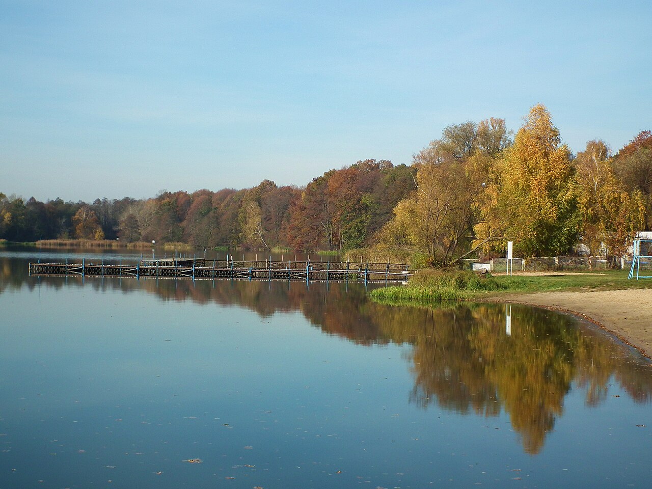 Autumn beside Lake Rusałka
